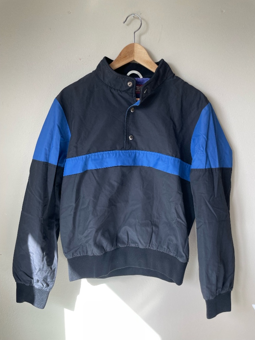 vintage 90's pullover wind breaker women medium fits like small